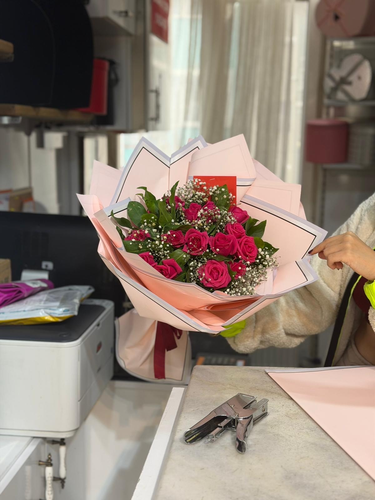 12 Adet Kırmızı Gül Buketi